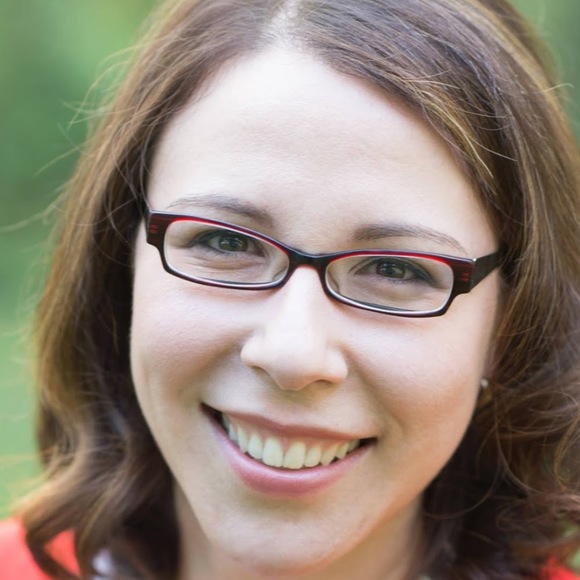 Meet your Posher, Katie - Picture 1 of 1